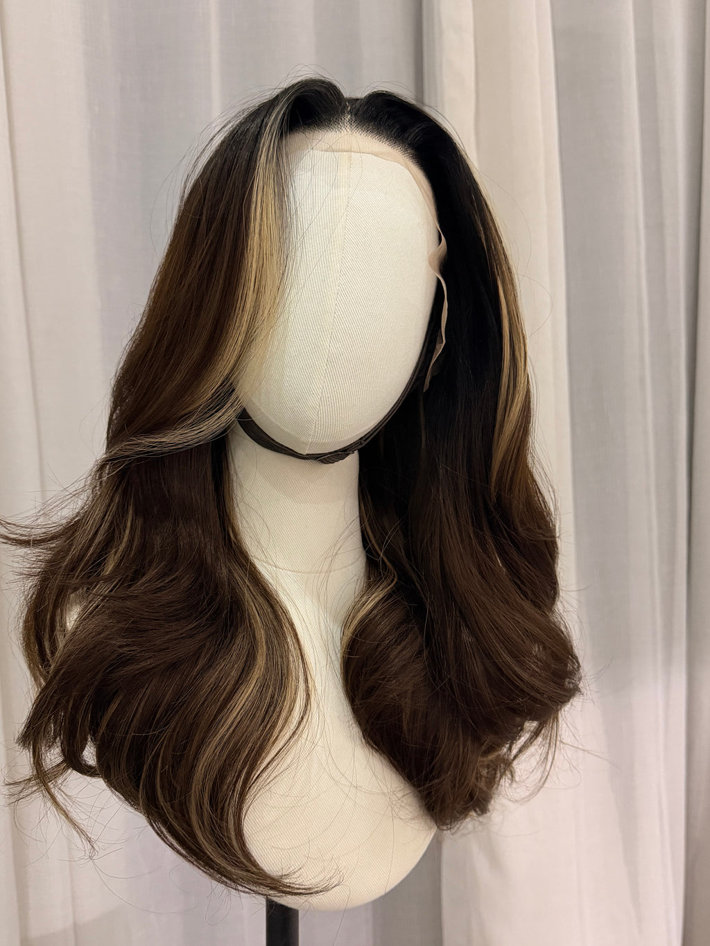 The Manager Brown Highlight with illusion HD lace