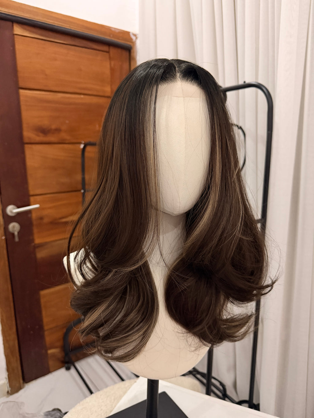 The Manager Brown Highlight with illusion HD lace